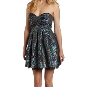 BCBGMaxAzria Strapless Jacquard Cocktail Mini Pleated Dress Floral Tide Combo 12